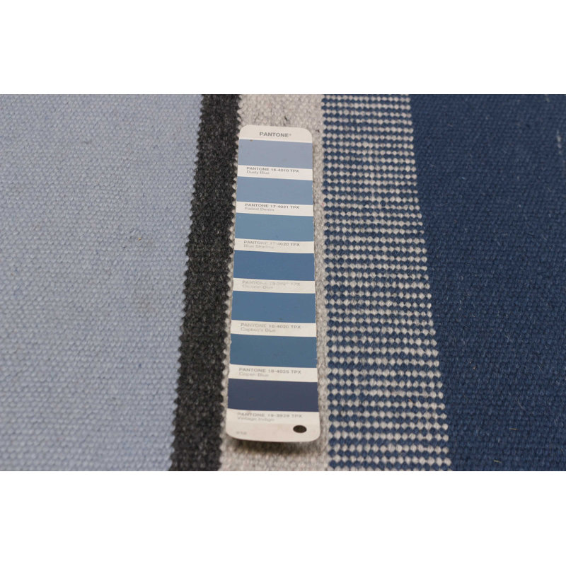 Kilim bleu Ankara FW 4 pi 11 po x 8 pi 0 po