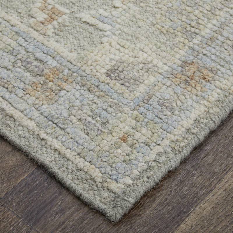 Grafton Wool Floral Area Rug in Gray, Rectangle 3'6" x 5'6"