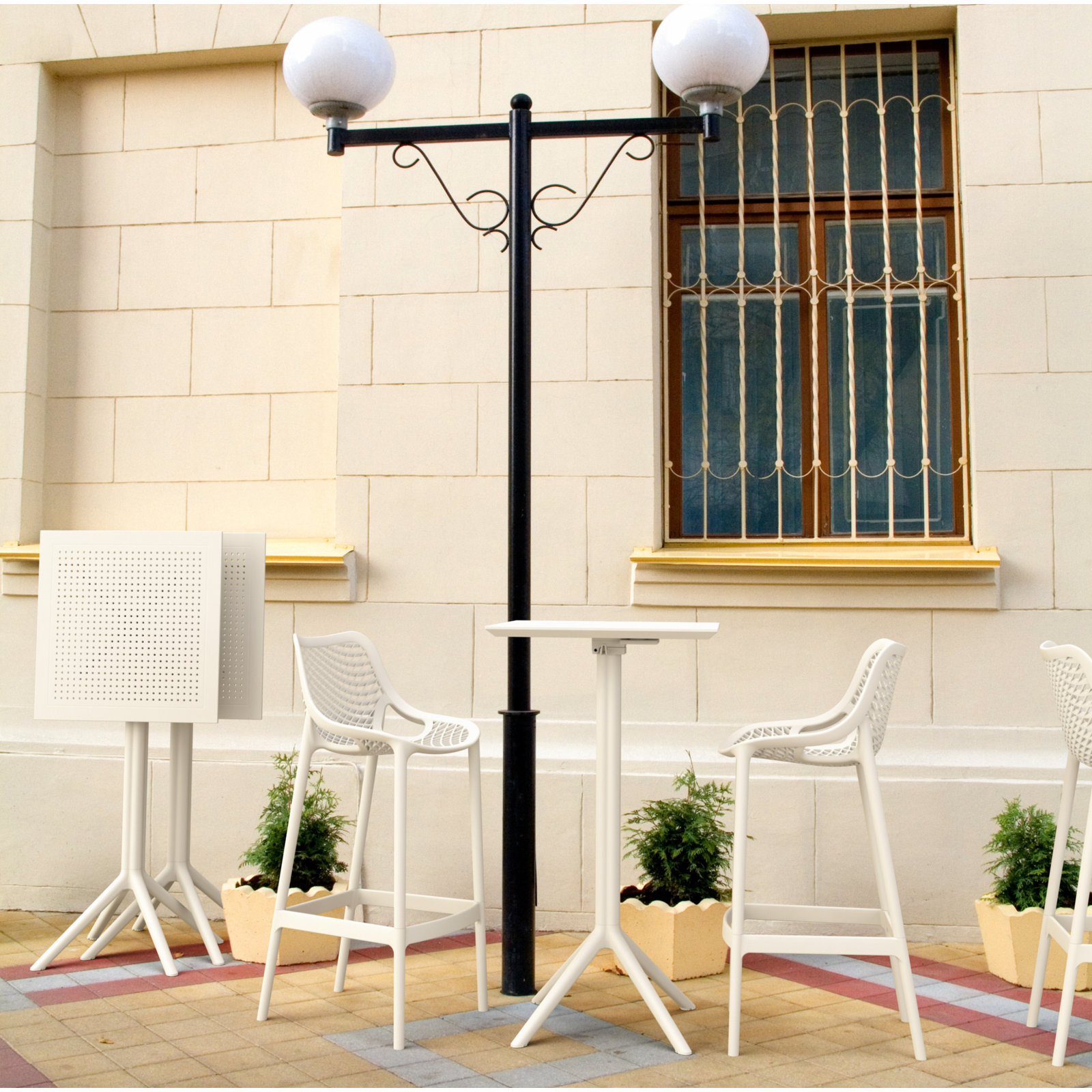 Farrah 24" Patio Bar Table, White