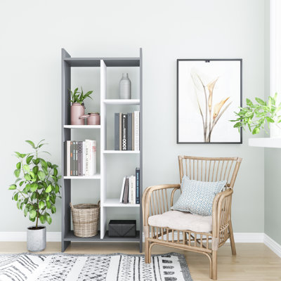 Gjylnaze Bookcase