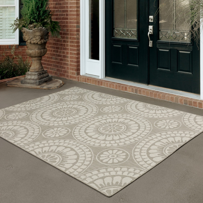 Jager Floral Indoor / Outdoor Rug, Rectangle 3'3" x 5'