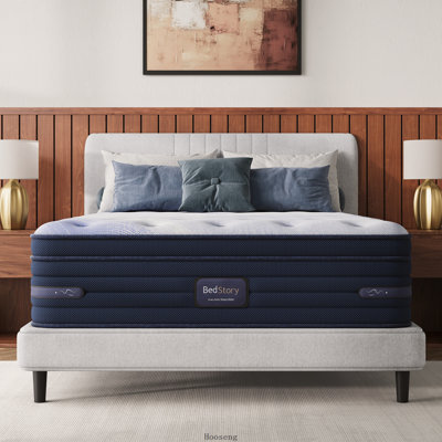Matelas hybride rafraîchissant King Firm de 35,5 cm (14 po) soulageant la pression, avec tissu rafraîchissant au toucher instantané et circulation d'air à 360°