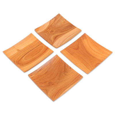 Union Rustic Fine Meal And Teakwood Plates