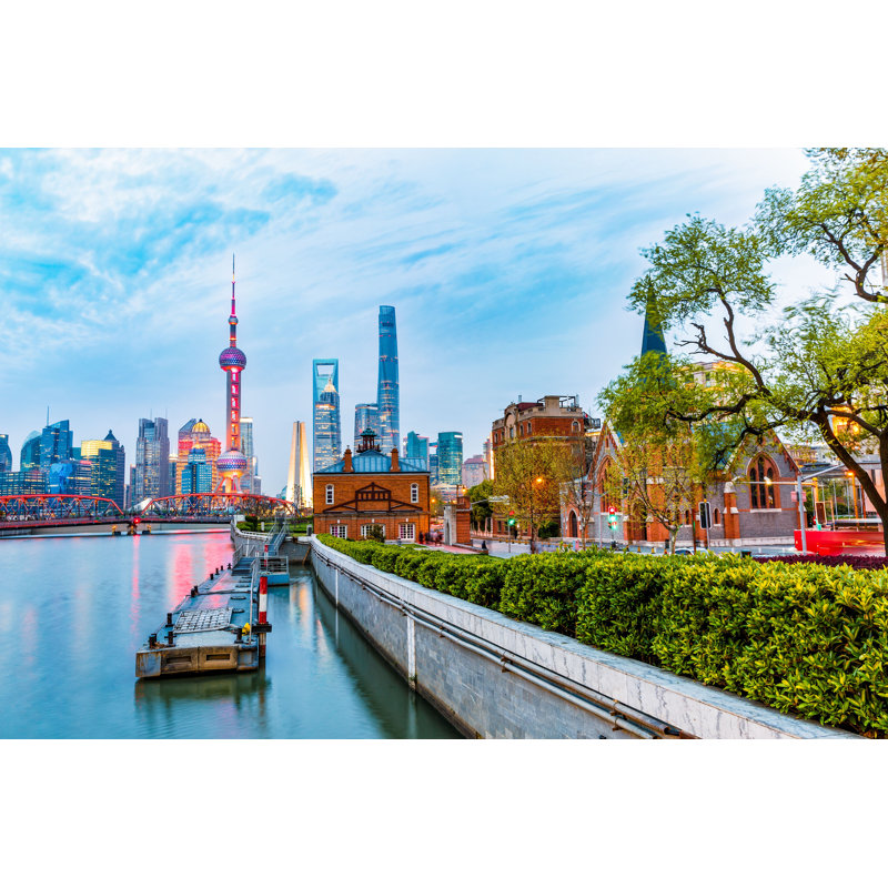 Photographie de toile tendue, "Skyline de Changhaï", H 24 po x l 36 po