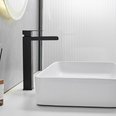Vessel Sink Faucet Single-handle Bathroom Faucet with Drain Assembly