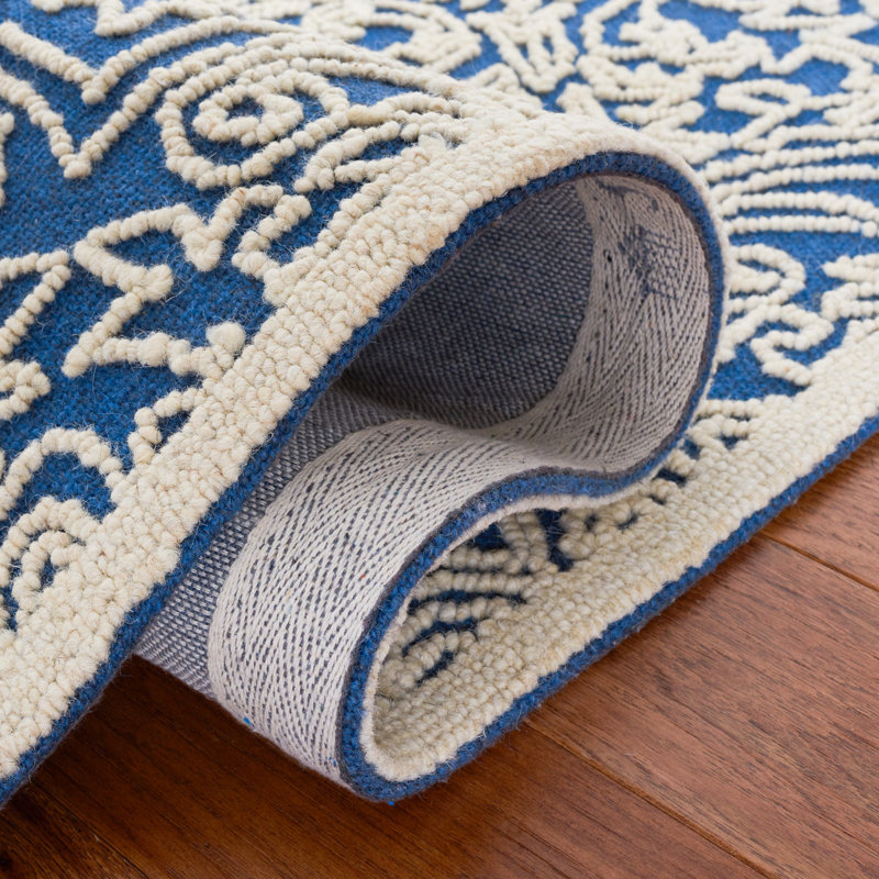 Marys Trace Hand Tufted Wool And Cotton With Latex Floral Rug, Square 6', Blue