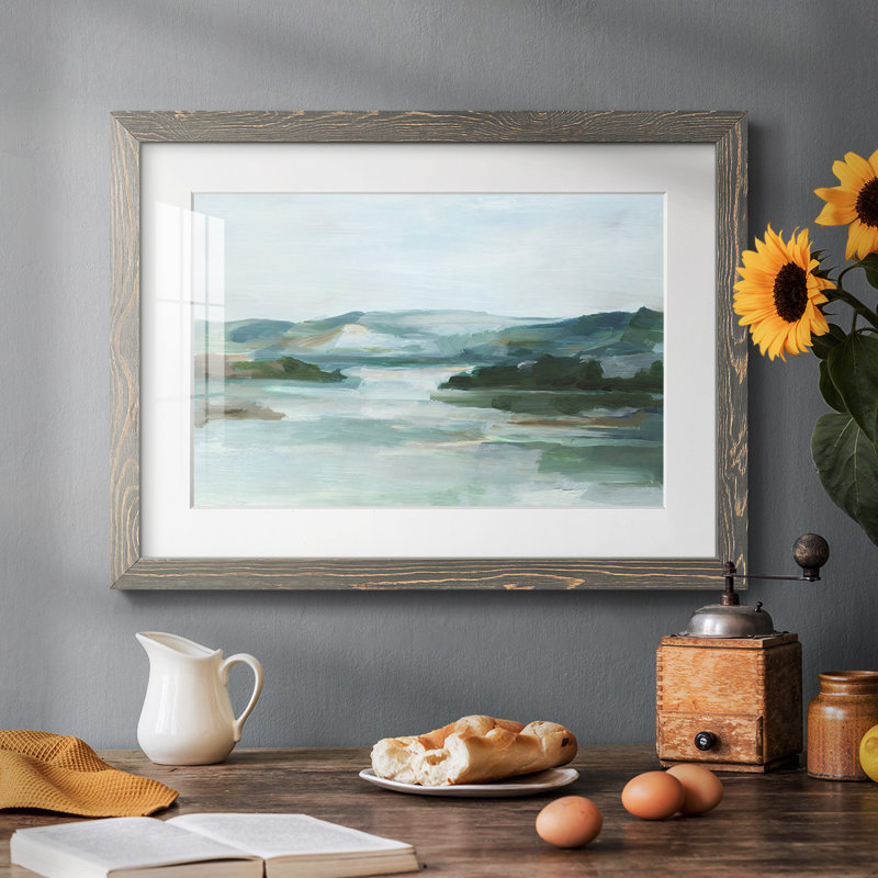 Misty Cove II, reproduction d'art encadrée, H 14 po x l 20 po x P 1,5 po, Gris