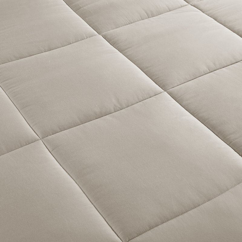 Madison Park 300 Thread Count Cotton Percale Luxury Down Alternative Comforter