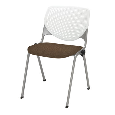 Chaise empilable poly Kool