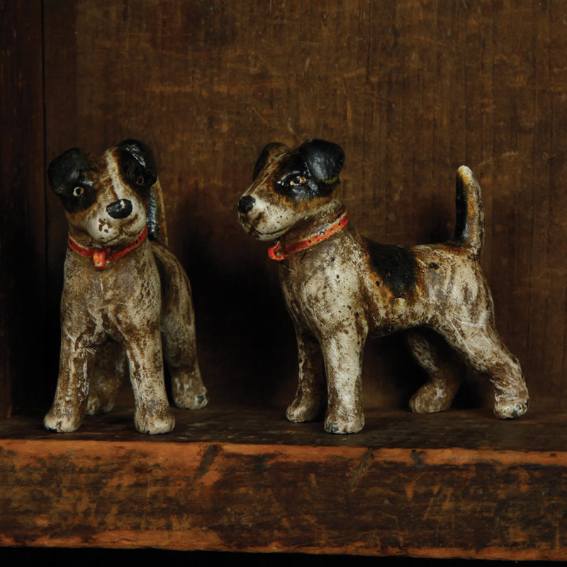 Banek Figurines & Sculptures
