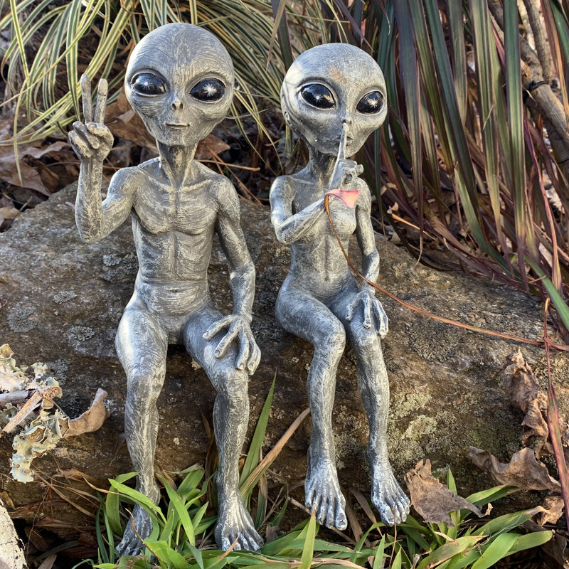 Ensemble de statue 2 pièces Old Alien Outer Space Alien Dude and Babe