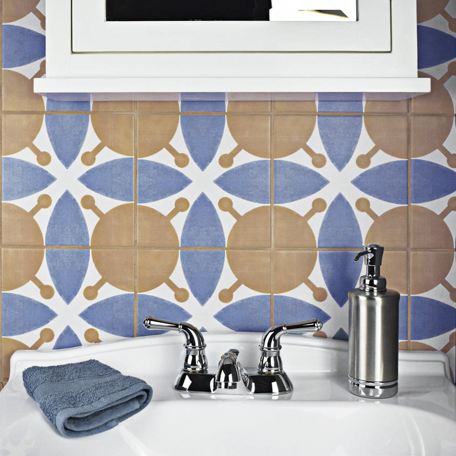 Revival 8" x 8" Ceramic Patterned Tile