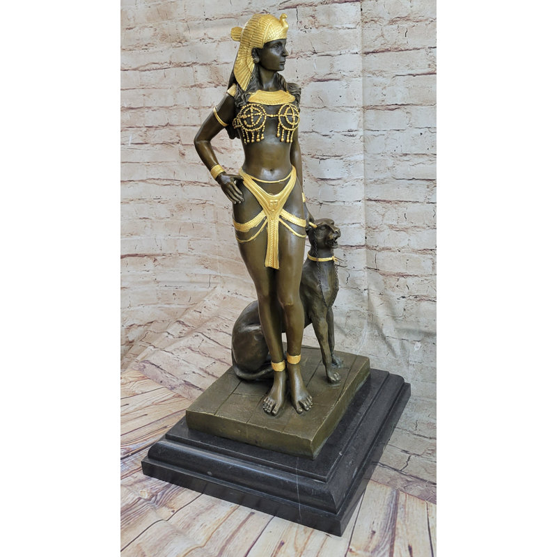 Figurines et sculptures
