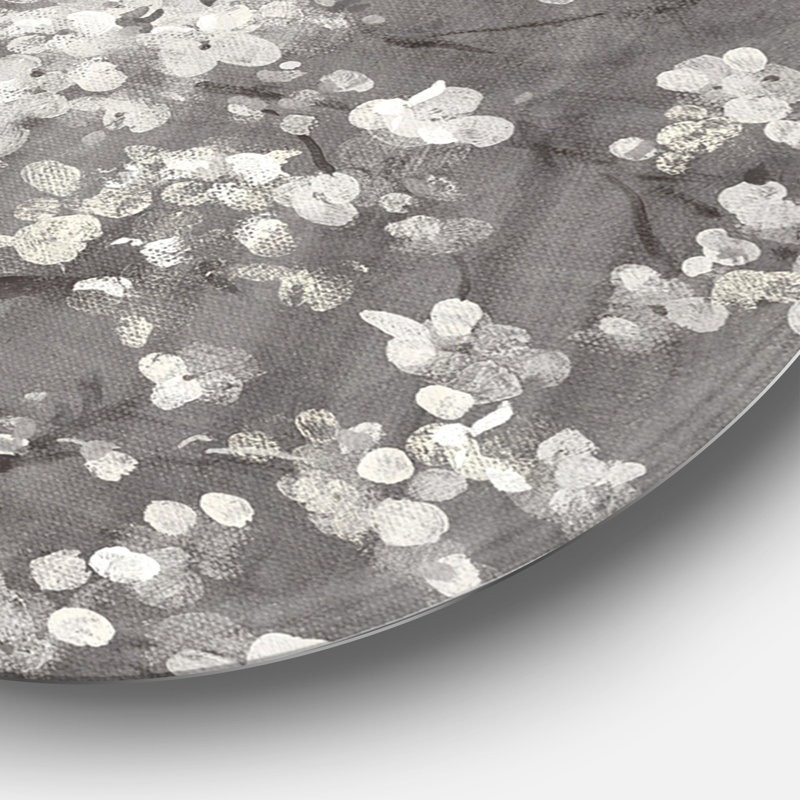 «White Cherry Blossoms I», reproduction d'art sur cercle en métal, H 23 po x l 23 po