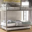 Lit superposé simple au-dessus de l'espace avec lit gigogne argenté - Structure métallique pour chambres à coucher fonctionnelle et pratique-165283475