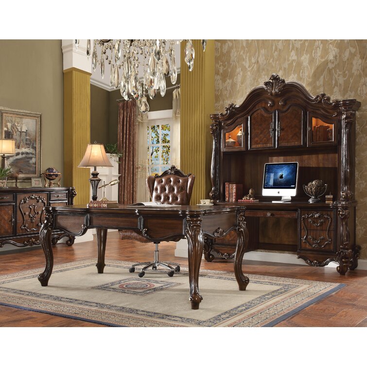 Acme Versailles Bedroom Set in Cherry Oak