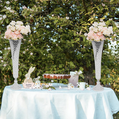 Edbert Crystal Backdrops & Signs