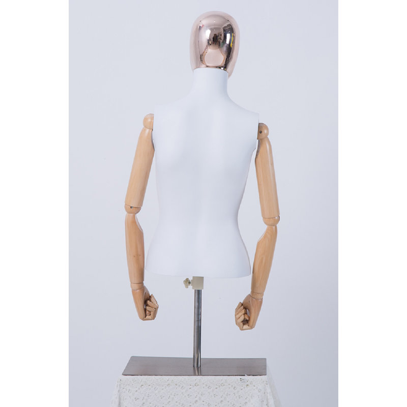 Altine Bust