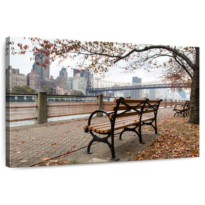 Nyc park bench Sireci