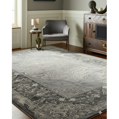 Floral Area Rug in Gray