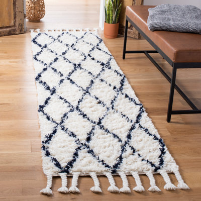 Powell Hand Woven Wool Geometric Rug