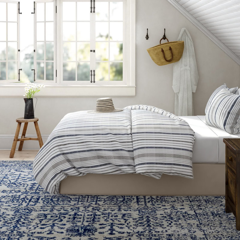 Brigitte Reversible Comforter Set, Queen Comforter + 2 Shams