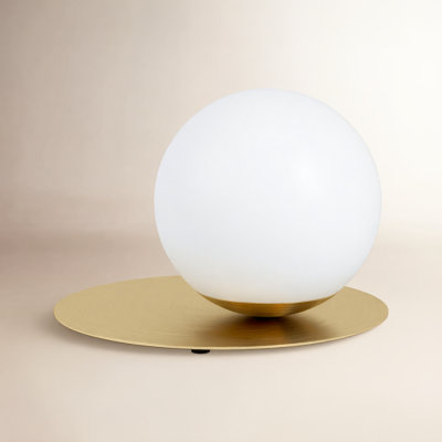 Grenache Metal Globe Lamp