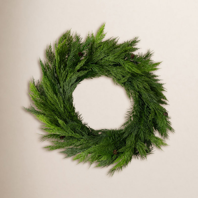 Couronne de Noël en cèdre vert artificiel 28 po, vert