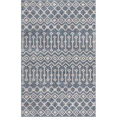 Tapis bleu-ivoire