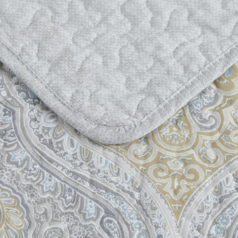 Elegant East Indies Inspired King Cotton Quilt Set in Sophisticated Gray