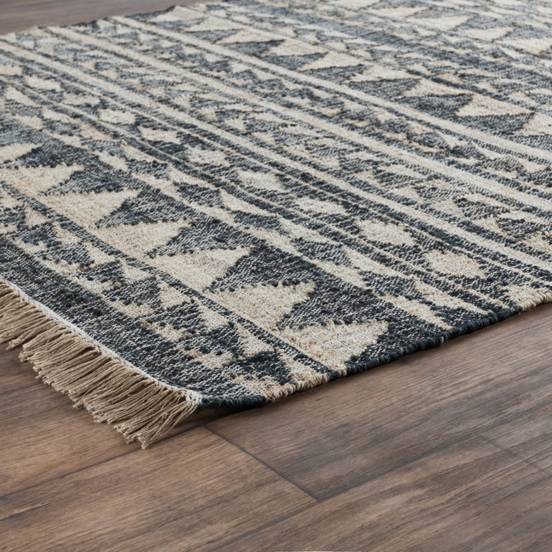 Camille Geometric Area Rug in Black/Beige, Rectangle 5' x 8'