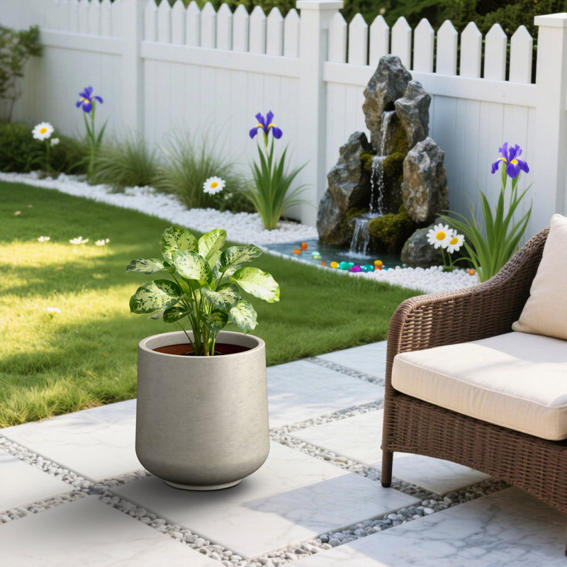 Grand pot à fleurs rond en béton de 17 po de hauteur (intérieur amélioré) avec trous de drainage pour l'intérieur et l'extérieur