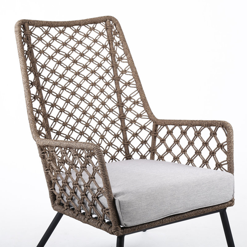 Chaise de patio avec coussins Mikah Charnece, Truffe