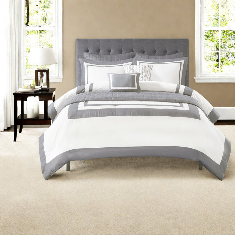 Luxury 8 Piece Bedding Sets, Polyester King Cal King For Modern Home