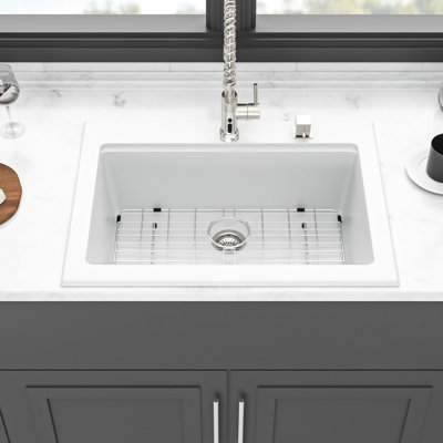 Poste de travail 30 po x 22 po à évier de cuisine en quartz blanc, composite haut de gamme, coins arrondis, surface lisse, élimine les vibrations, est livré avec une passoire et un support de séchage