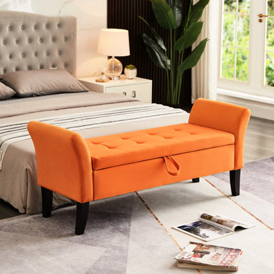 Banc de rangement en velours orange de chevet - 131 cm de long et élégant. Coussin de chambre inclus pour un rangement optimal.