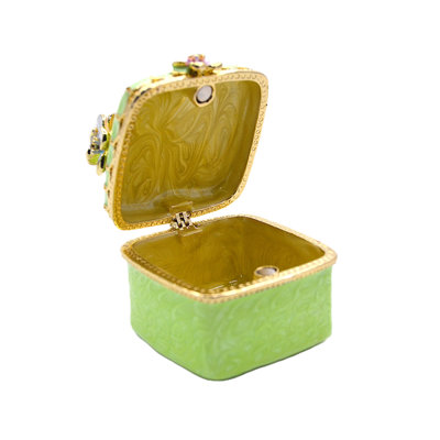 Boîte à bijoux avec bijoux, émail et cristaux autrichiens