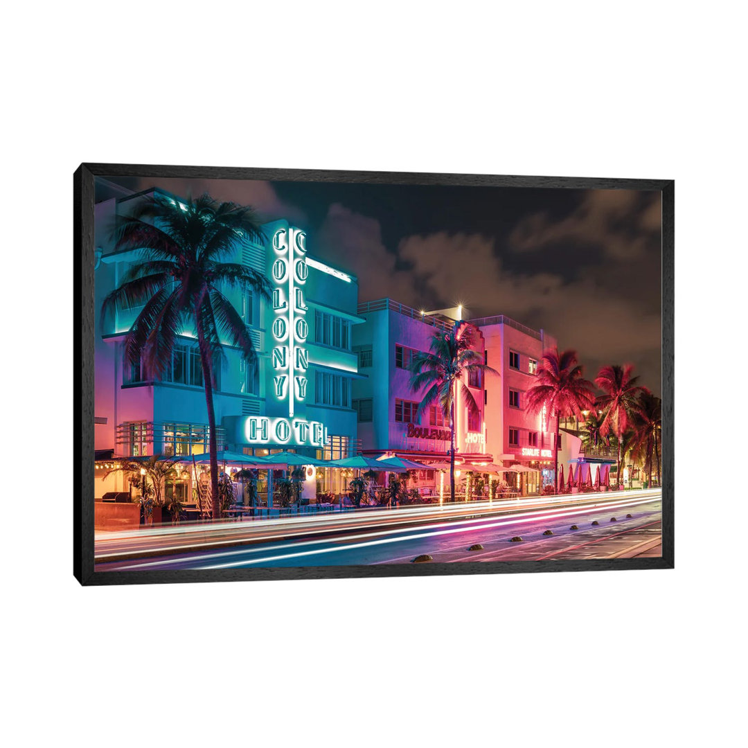 Ocean Drive Night Vibes