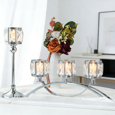 Centre de table candélabre en cristal à 3 bras avec porte-gobelets, conception élégante en arche pour le mariage, la salle à manger et la décoration intérieure