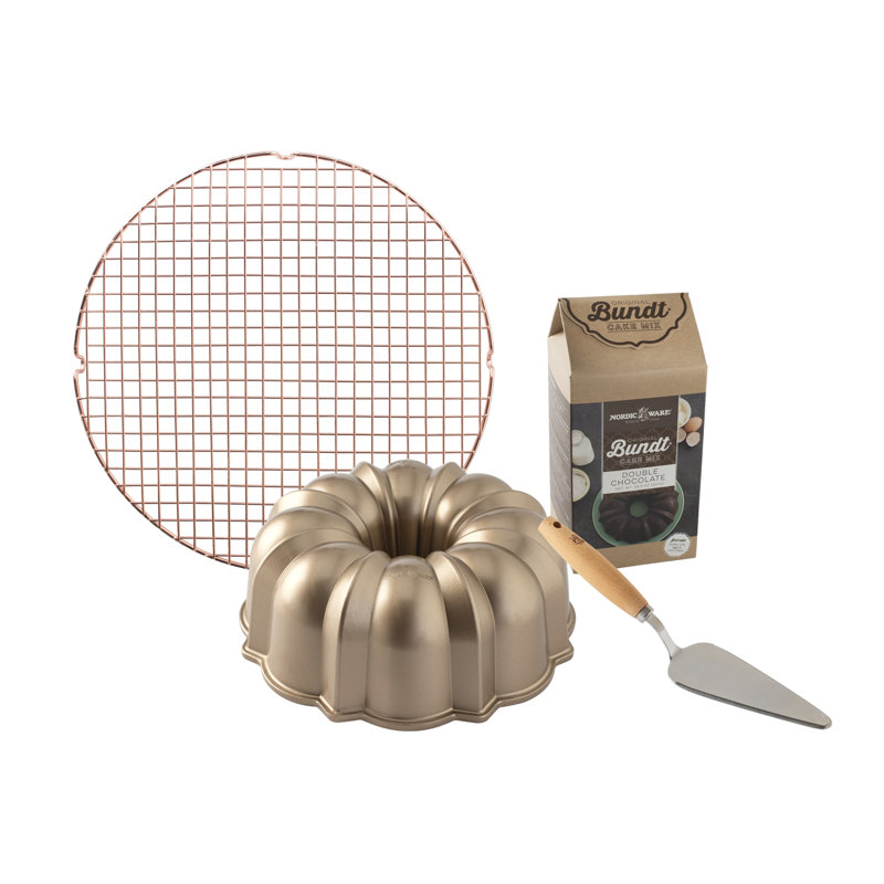 Nordic Ware 4 Piece Non-Stick Aluminum Bakeware Set