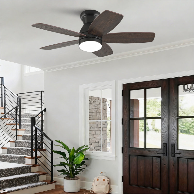Ventilateur de plafond encastré 32 pouces avec lumière DEL à intensité variable et télécommande, pales en bois massif de couleur noire classique, idéal pour les chambres à coucher
