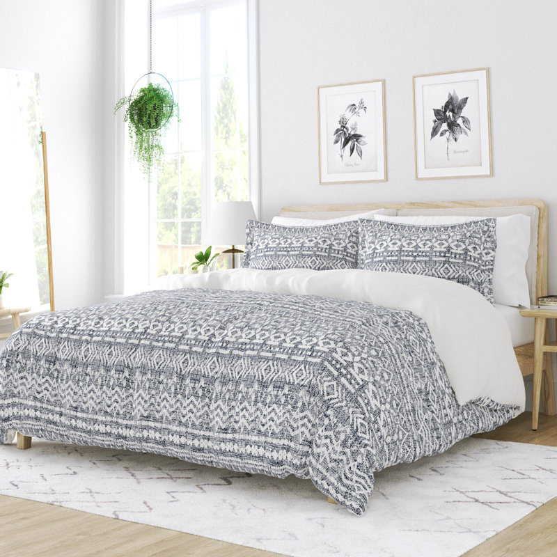 Navy and White Geometric Microfiber Twin XL Duvet Cover Set