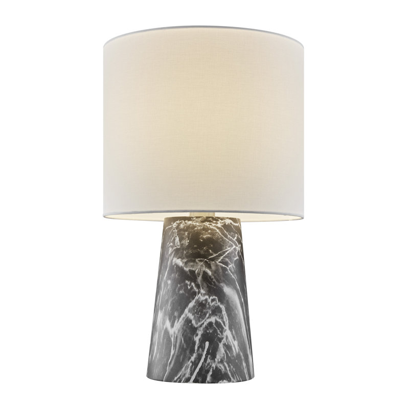 Lampe de table en résine Iarlaith, Noir, H 22,25 po x l 13 po x P 13 po
