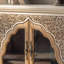 Vitrines en bois manufacturé beige et Burlywood