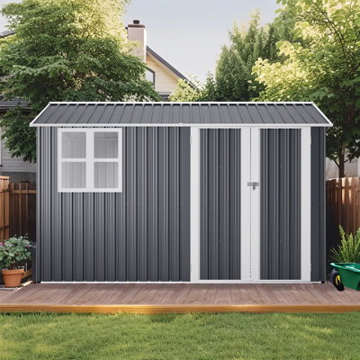 Remise de rangement extérieure en métal 10 x 8 pi avec porte verrouillable et fenêtre transparente, remise à outils en acier toutes saisons avec cadre de plancher, 4 évents pour jardin, cour, patio, gris