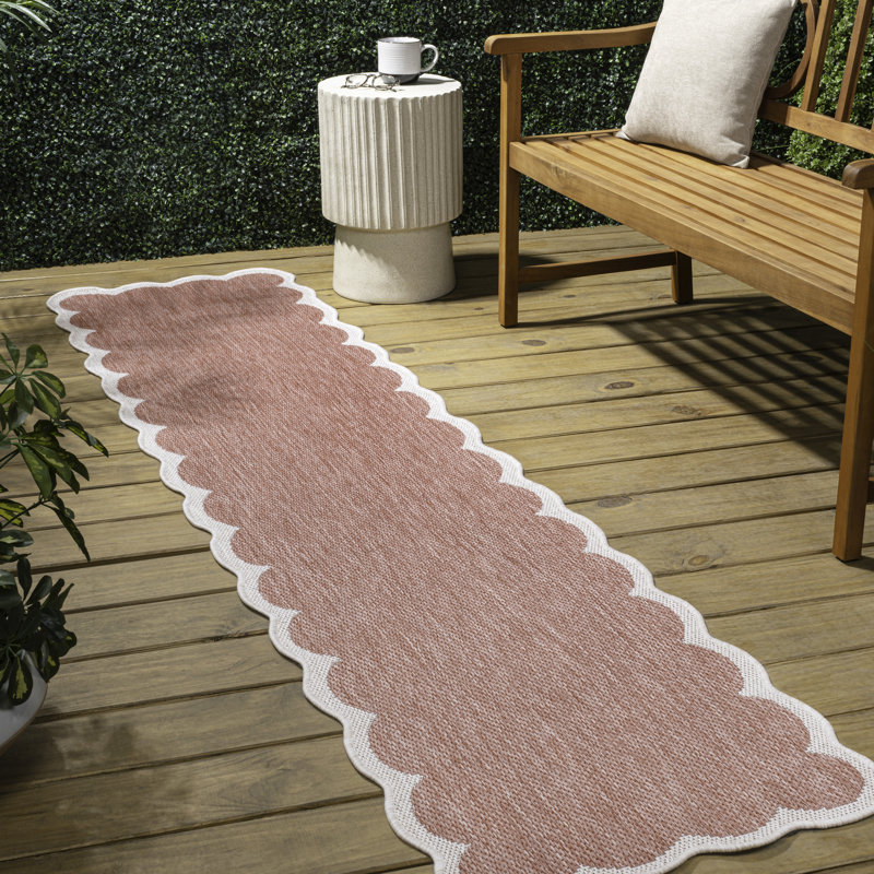 Manado Classic Cottage Two-Tone Scalloped Light Rose/Cream Indoor/Outdoor Rug, Novelty 2' x 8'