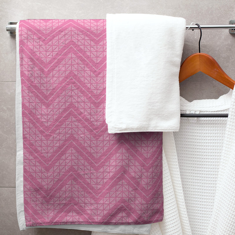 Serviette de bain à chevrons à la main classic Stephenie, Rose melon d'eau