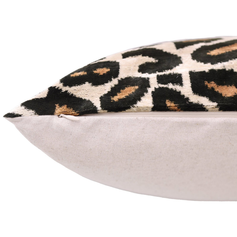 Coussin en velours à motif léopard - 16 x 16 po