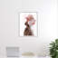 Portrait d'une femme afro-américaine à couronne florale rose-66796998-66796992