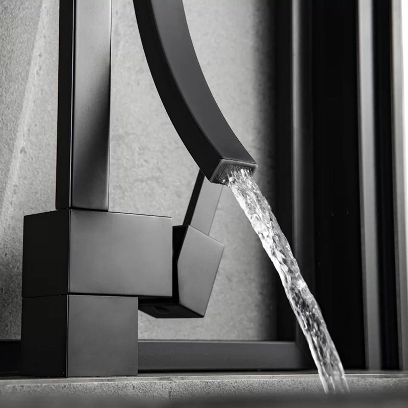 Single-handle Bathroom Faucet, Matte Black